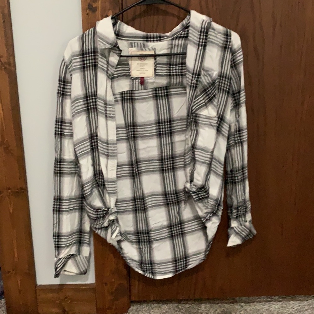 SO black/white flannel